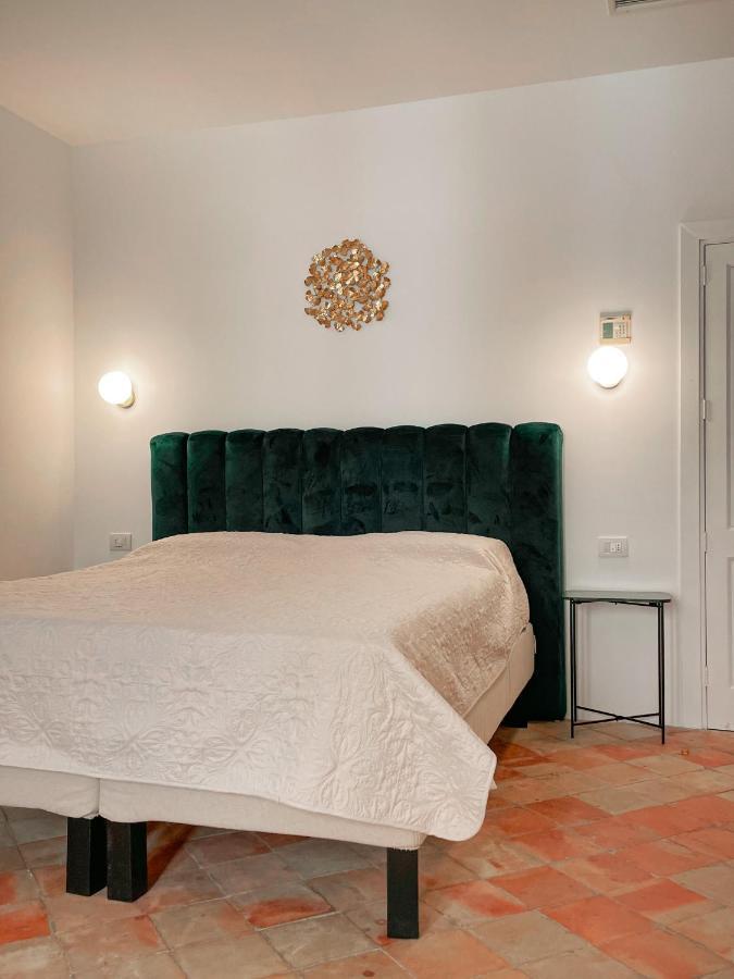 B&B Faraglione Lipari  Buitenkant foto