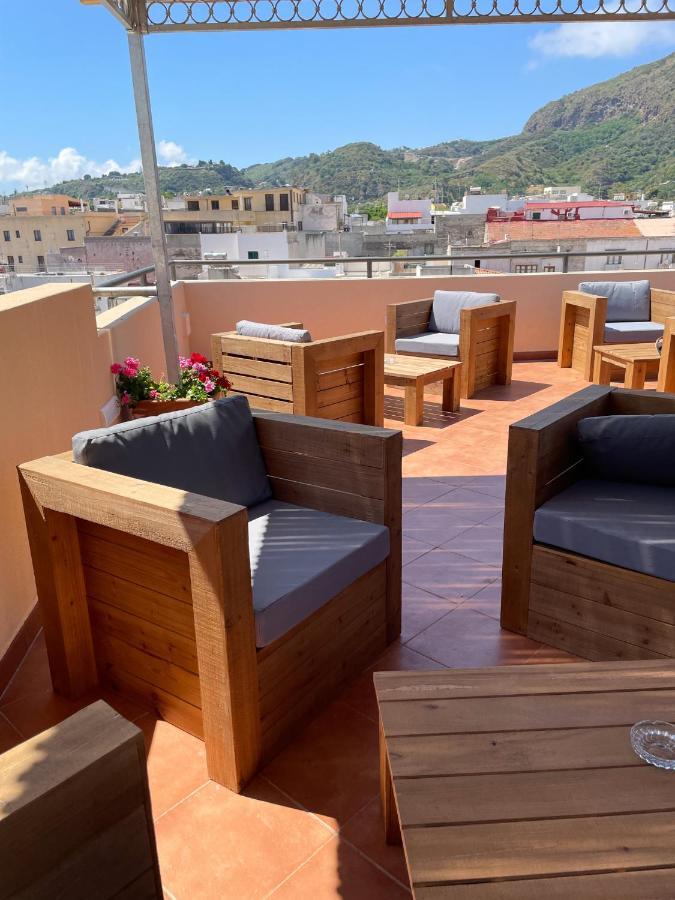 B&B Faraglione Lipari  Buitenkant foto